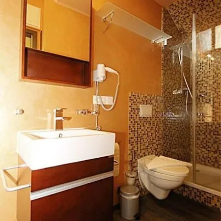 Villa-Patricia-Wohnung-2-9406 *
